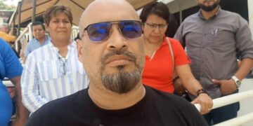 Retienen pagos de 25 mil docentes