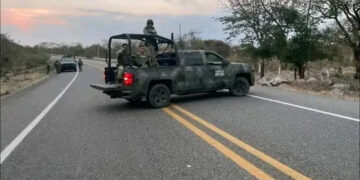 Paralizan la frontera