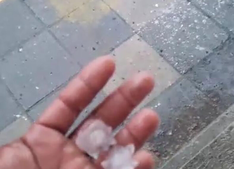 Granizada sorprende a turulos
