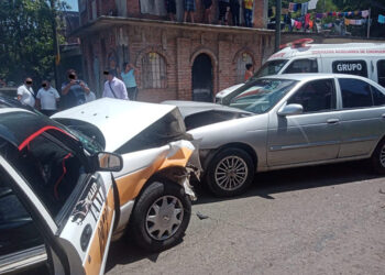 Tres lesionados en encontronazo