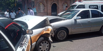 Tres lesionados en encontronazo