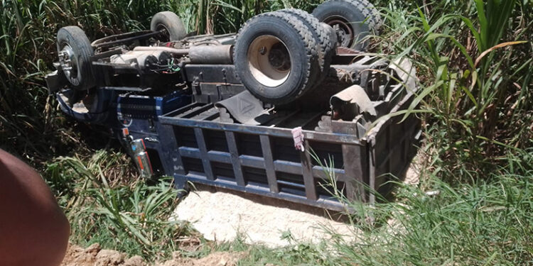 La libró por poquito