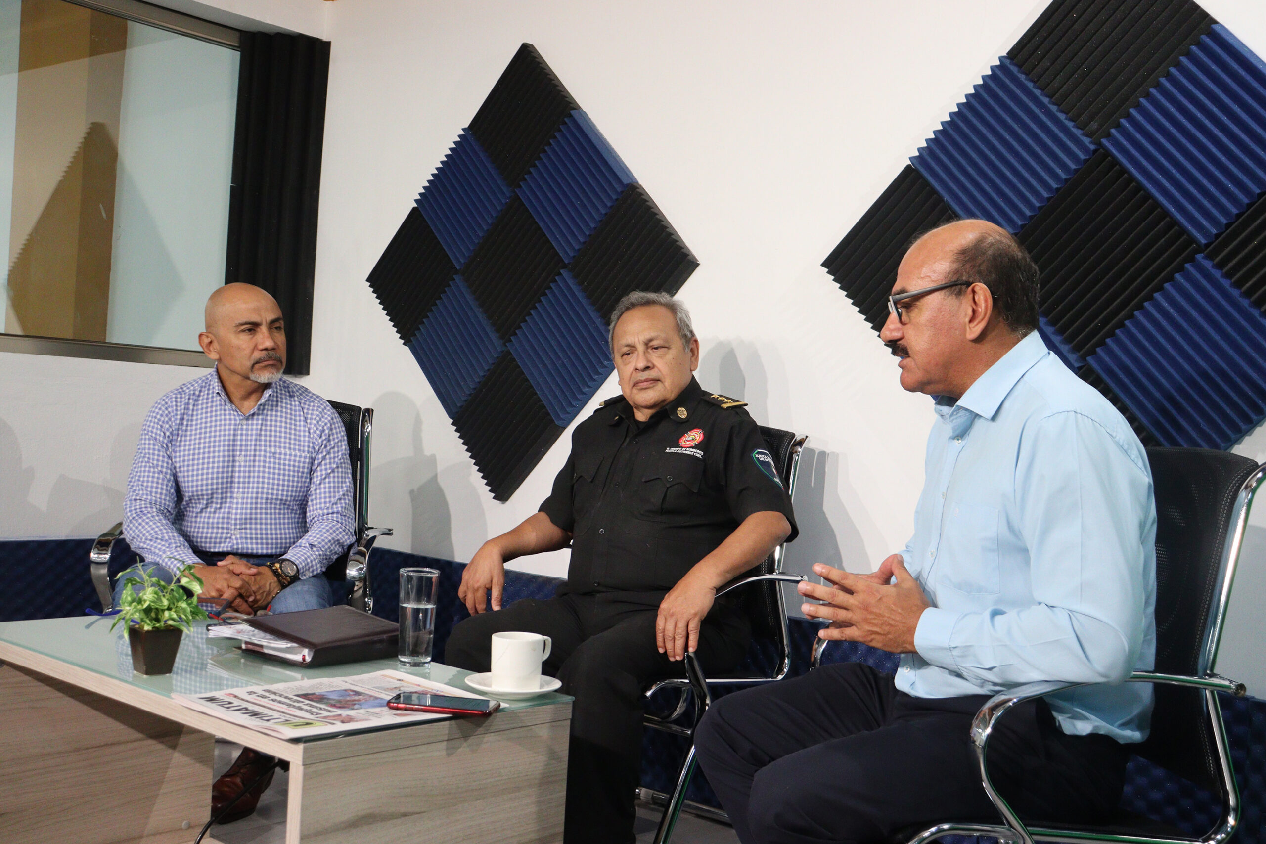 Atienden bomberos 2 mil llamados de auxilio