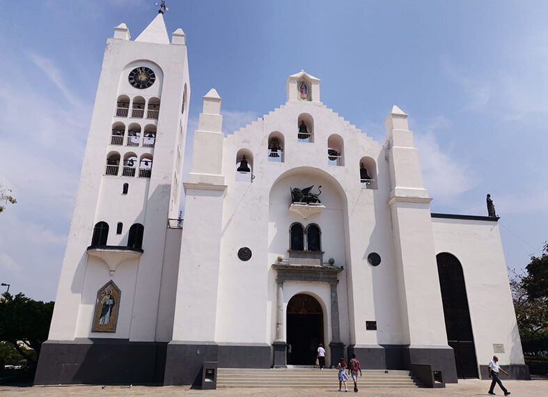 Necesario revisar el sistema educativo