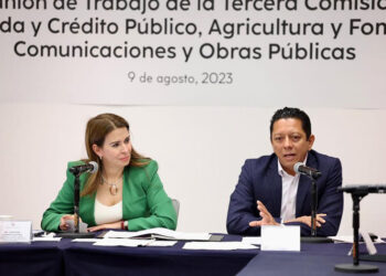 Defiende política económica humanista de López Obrador