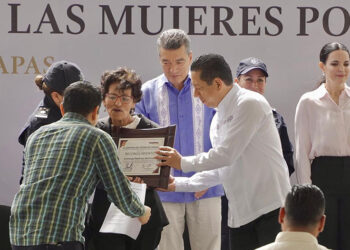 Gobernador comprometido Con la igualdad de género
