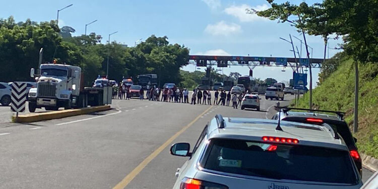 Confunden los bloqueos carreteros con inseguridad