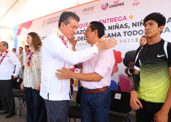 Garantiza el acceso a la educación: Llaven Abarca