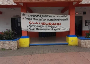 Continúa conflicto