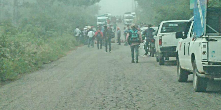 Secuestrados por ejidatarios