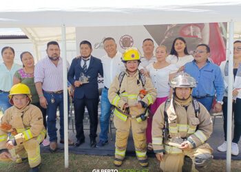 Reconoce labor de los bomberos