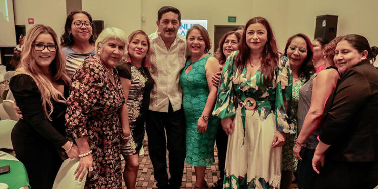 Mujeres se suman al proyecto México nos Une