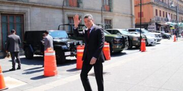 Con AMLO dan seguimiento al tema migratorio