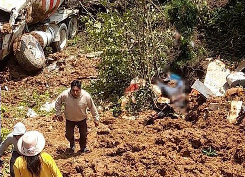 Atropella y mata a joven