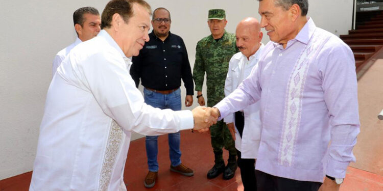 Reconoce a personal de salud