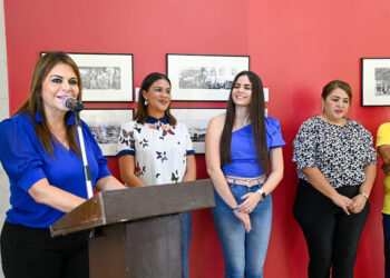 Inauguró exposición fotográfica