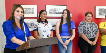 Inauguró exposición fotográfica