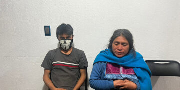 Dejan a abuelita en la calle