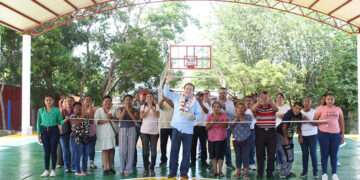 Inauguró domo y cancha en Solidaridad