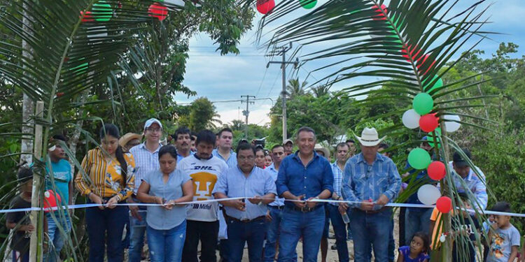 Avanza cumpliendo compromisos