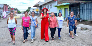 Supervisa obra de pavimentación hidráulica
