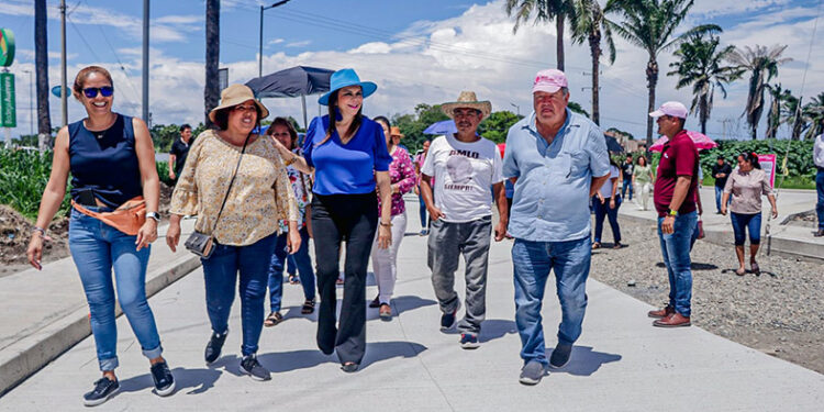Habitantes agradecen pavimentación