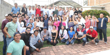 Exhorta a jóvenes a ser parte de la transformación