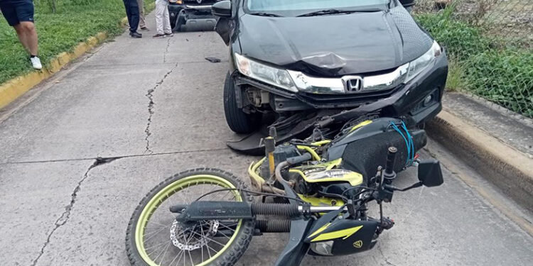 Motociclista lesionado