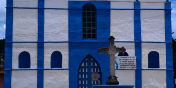 Ni las Iglesias se salvan