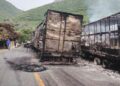 Cunden masacres y bloqueos carreteros
