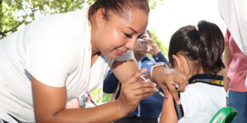 Vacuna contra el VPH para proteger a niñas