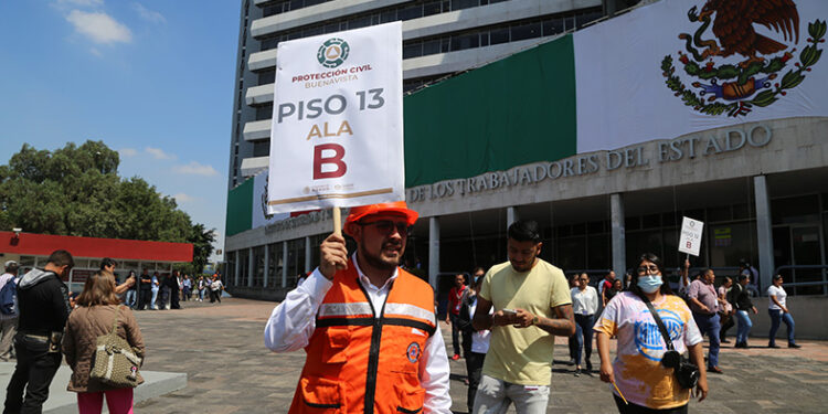 Participa en Segundo Simulacro Nacional 2023