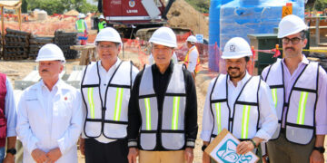 Supervisan obra del IMSS