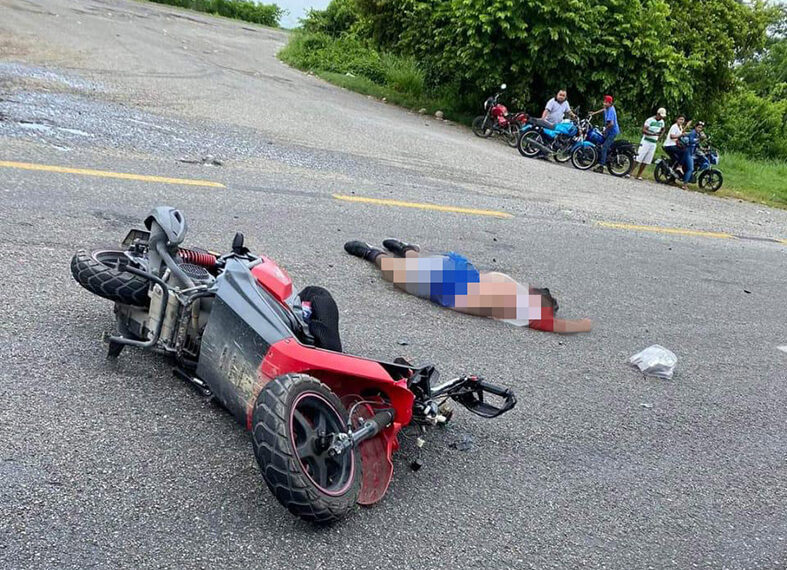 Los embistió un tráiler