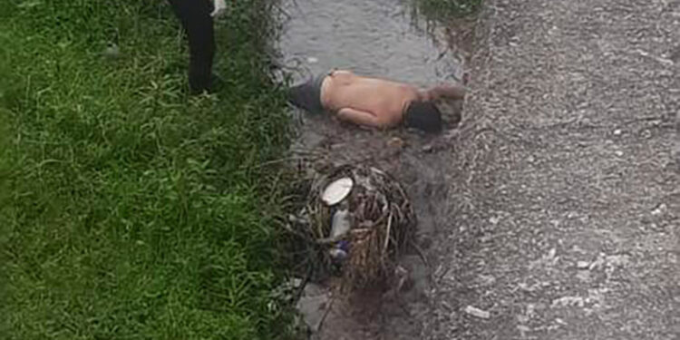 Niños localizan cadáver