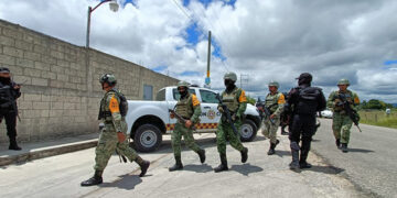 Explota almacén de aguardiente
