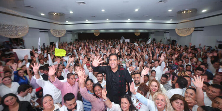 Más ciudadanos se unen a la 4T