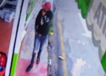 Ladrón “se surte” de celulares