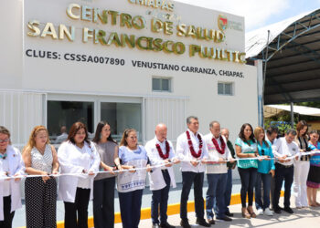 Inauguró reconversión del Centro de Salud