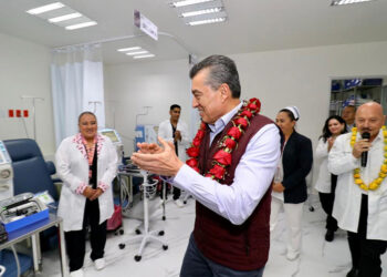 Inauguró el servicio de hemodiálisis en el Hospital de la Mujer