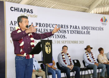 Entregó apoyo a 5 mil productores