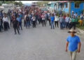 Exigen paso libre o habrá violencia