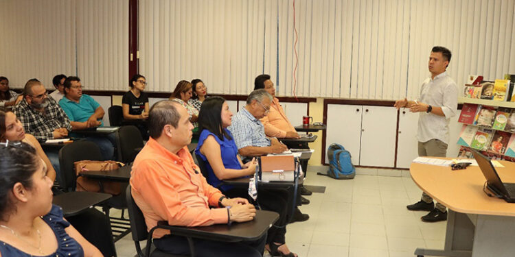 Refrendan su compromiso por la impartición de justicia