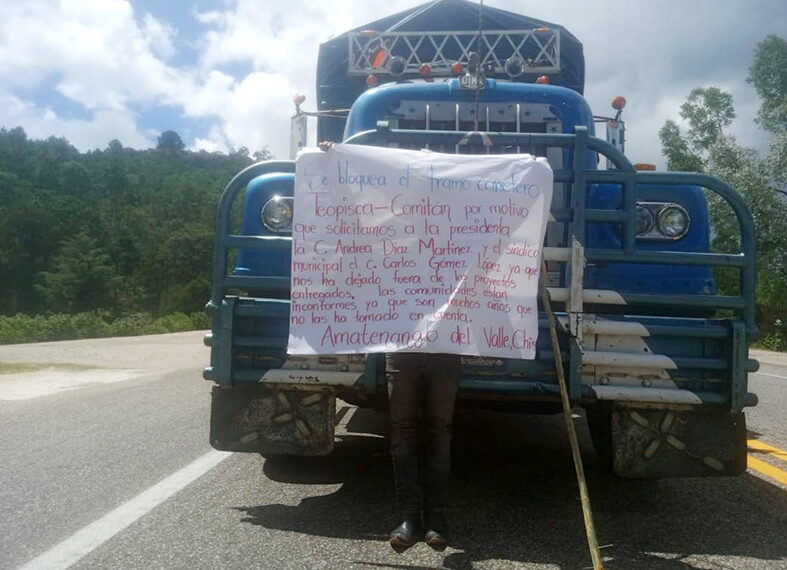 Otra vez bloqueos en Teopisca