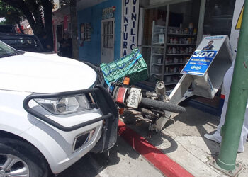Desenfrenado causa destrozos