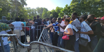 Dos detenidos y lesionados, el saldo