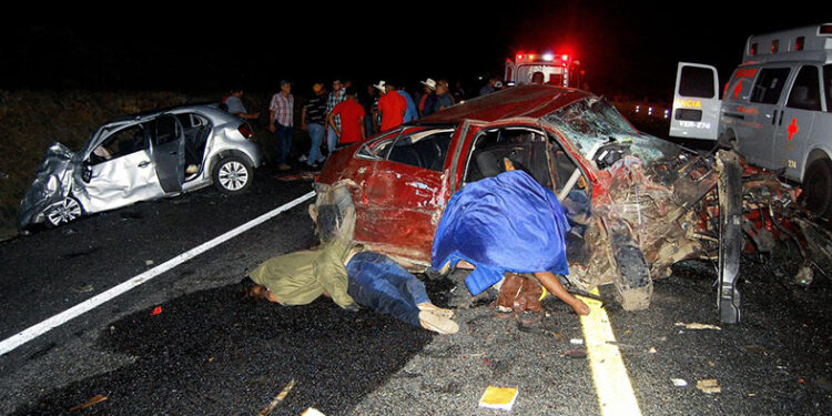 Carambola mortal; 4 muertos el saldo