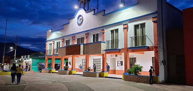 Emboscan acomisariado de Altamirano