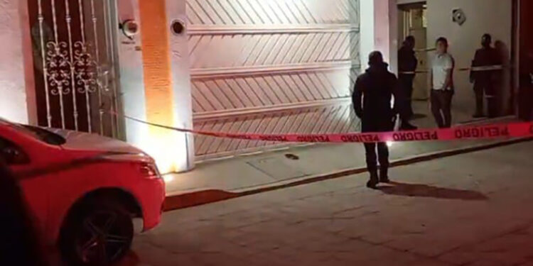 Sujeto se quita la vida tras agredir a su esposa