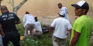 Salvaron a las sobrinas, pero se los tragó el agua